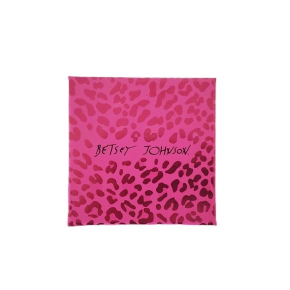 Betsey Johnson Gummy Bear Earring/Necklace Set - Picture 3 of 4